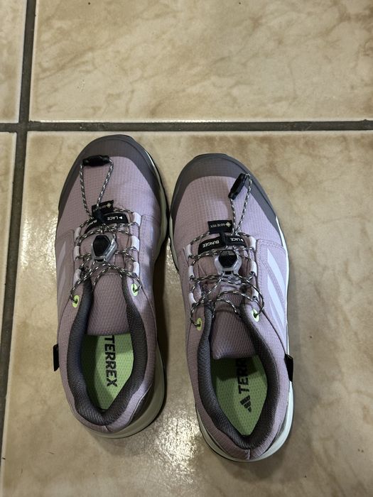 Adidas Terrex Continental 33