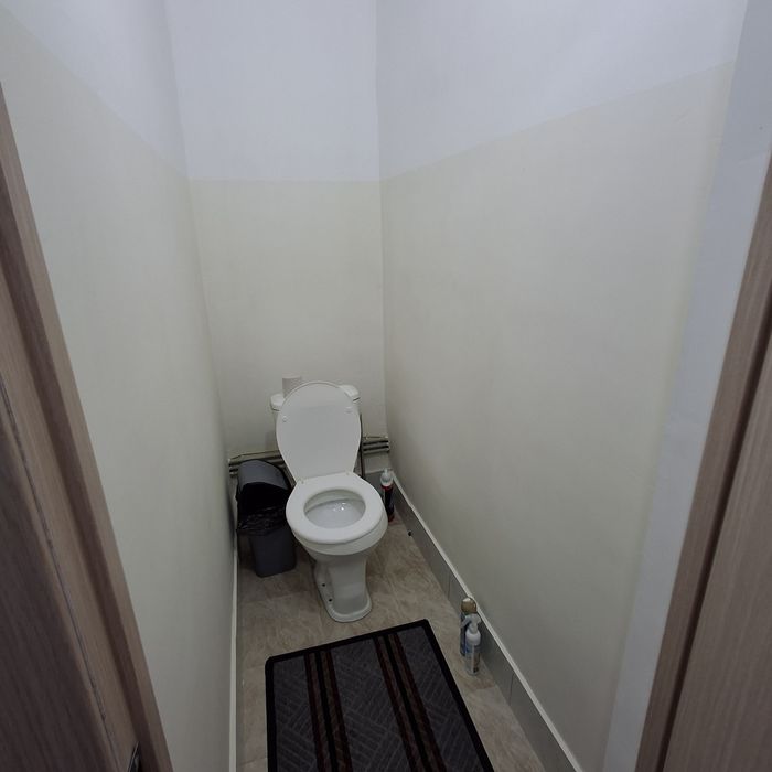 1 этаждан 2 бөлмелі пәтер ұзақ мерзімге жалға беріледі