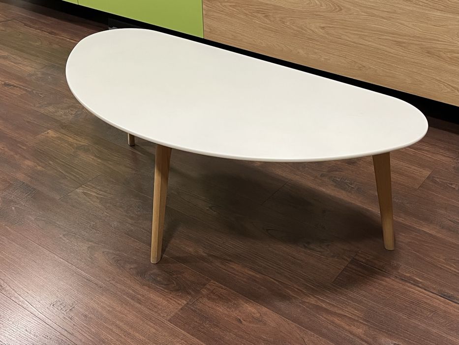 Продавам маса са кафе (холна масичка)