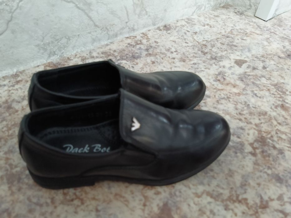 Продам обувь на мальчика