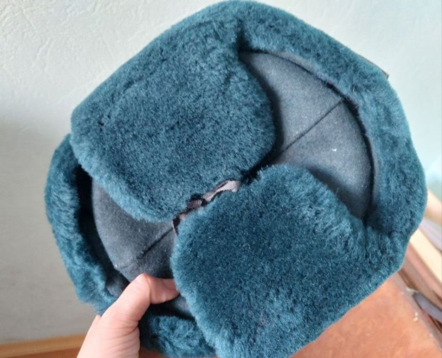 Тёплая новая шапка ушанка