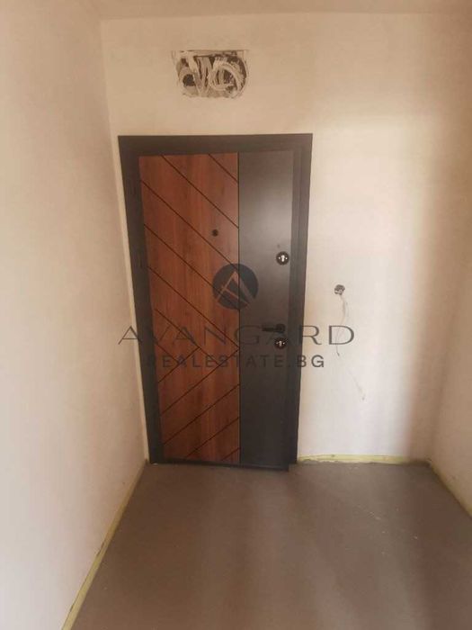 Продава се Двустаен апартамент в Пловдив, Беломорски - 67 кв.м за 891 €/кв.м - Снимка #2