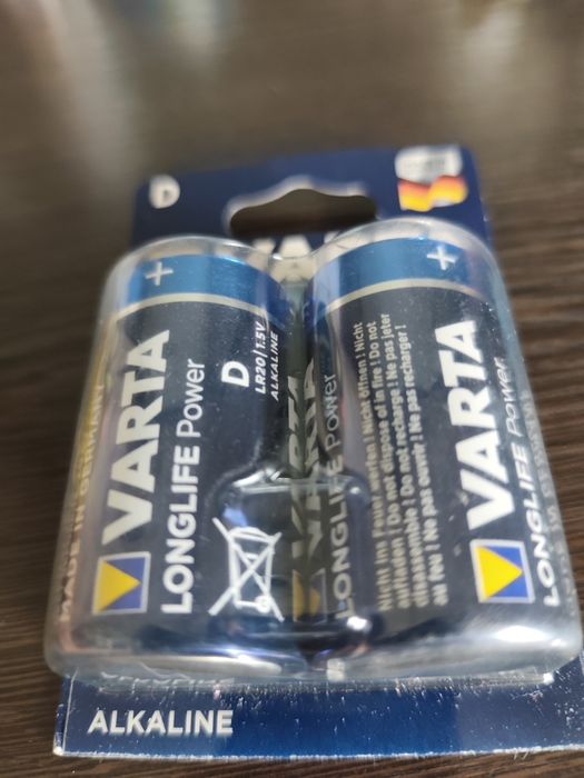 Батарейка Варта Оригинал мощный