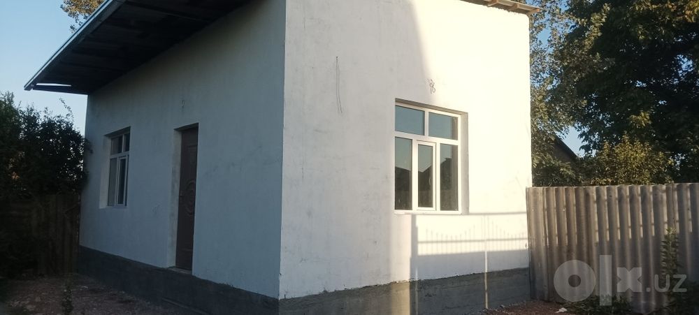 Уй сотилади 2 хона 3 соток Юкори Чирчик р-н (Ахмад Яссавий) умумий 270