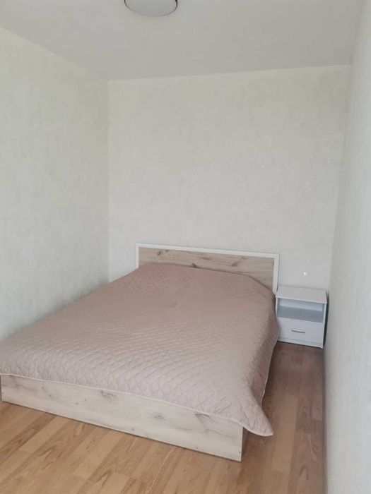 Дава се под наем Тристаен апартамент в Търговище, Център - 80 кв.м за 336.6 € - Снимка #11