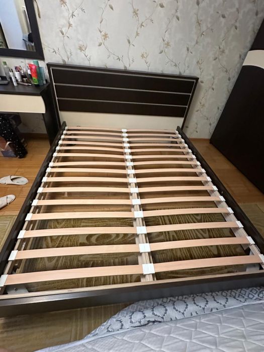 Продам кровать двухспалку