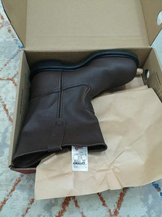 Породам РЕД ВИНГ раз 42