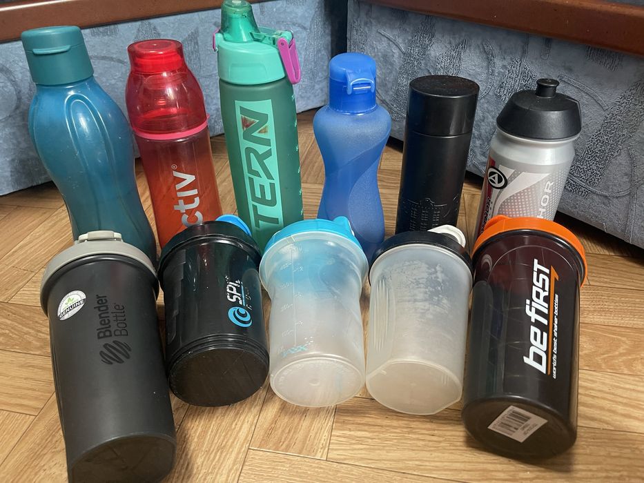 Бутылки/шейкеры для воды