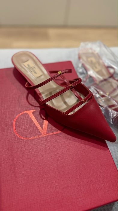 Мюли продам Valentino