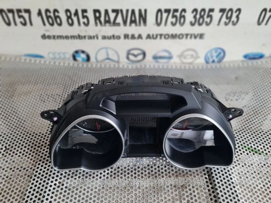 Ceasuri Bord Audi A4 B8 A5 2.0 Tdi Euro 5 Cod Motor CJC Cutie Automata NYM An 2012-2013-2014-2015 Cod 8T0920932P Volan Stanga Mic Defect Dezmembrez Au