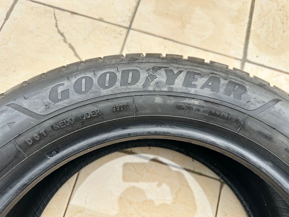 Гуми зимни гума 225/55/17” GOODYEAR UltraGrip