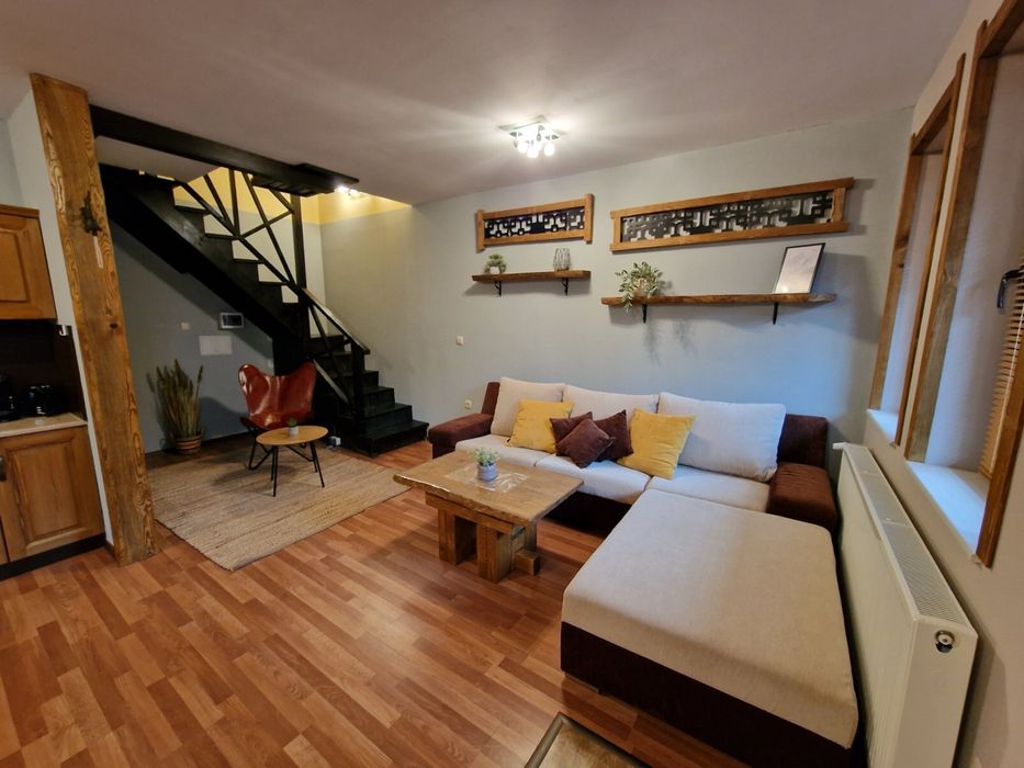 Дава се под наем Къща в Банско - 100 кв.м за 510 € - Снимка #1