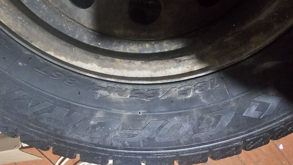 Продам покрышкый