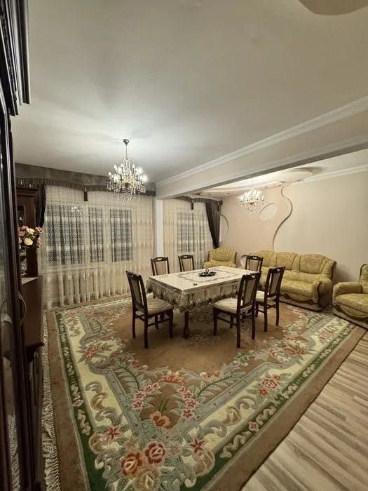 #1880

Мирабадский район
улица Фитрата (Рисовый