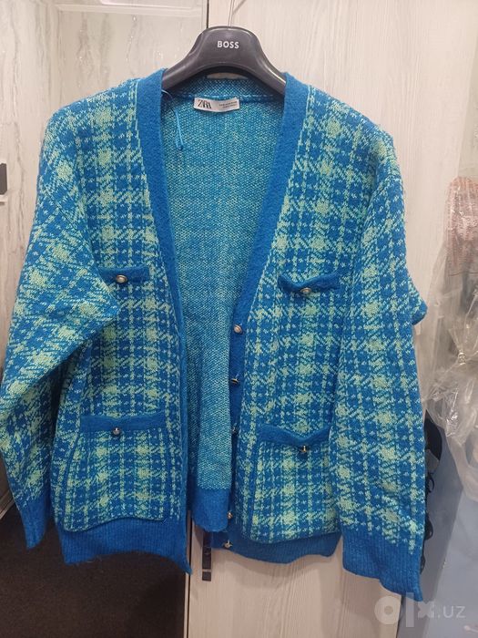 Продаётся фирменный Zara кофта