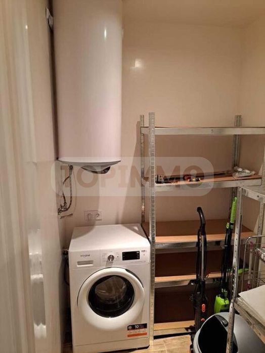 Дава се под наем Тристаен апартамент в Варна, Гръцка махала - 108 кв.м за 2000 € - Снимка #13