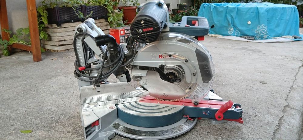 Graco Mark 7 HD 3in1  И  Пендула  BOSCH  Professional  GCM 12 GDL