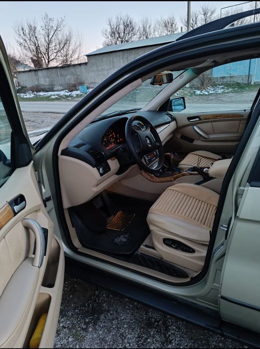 Продам BMW X5 2002 год