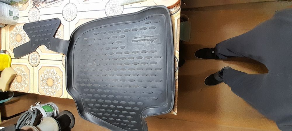 Продам полики оригинальные