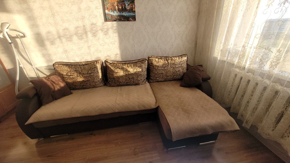 Продам диван б/у