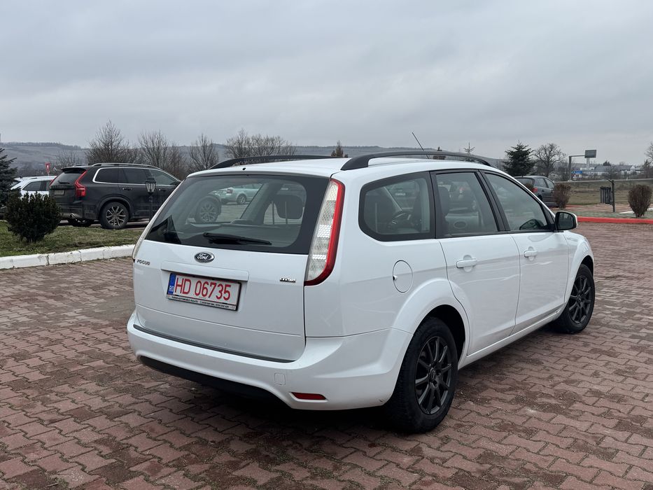 Vând Ford Focus Motor 1.6 Diesel 90 CP Euro 5 An 2010 Import Germania