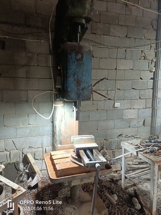 Токарная станок 63