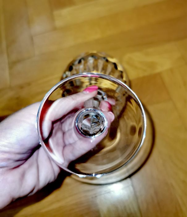 Кристални чаши супер луксозни за вино сервиз от 6 бр ръчно рязани