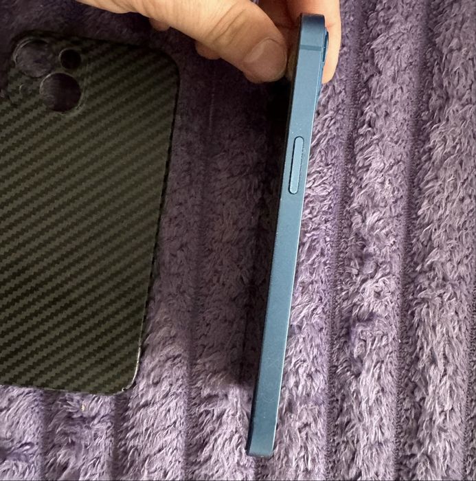 vand iphone 13 ca nou baterie 100