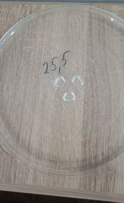 Тарелки для микроволновки разные