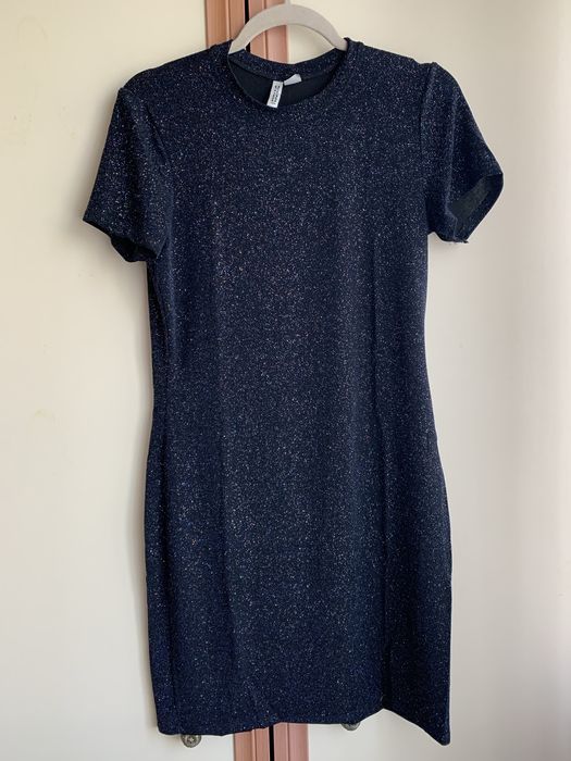 Бляскава рокля H&M