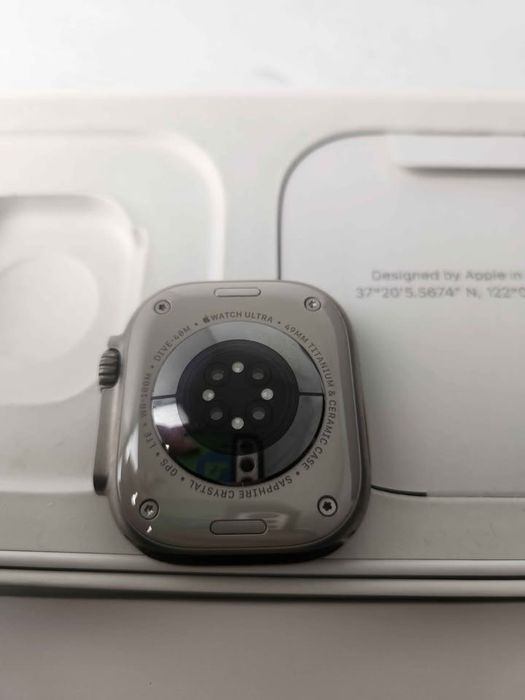 ULTRA 2 bateria 100%  viata. Apple Watch. NOU.Natural Titanium.Full box
