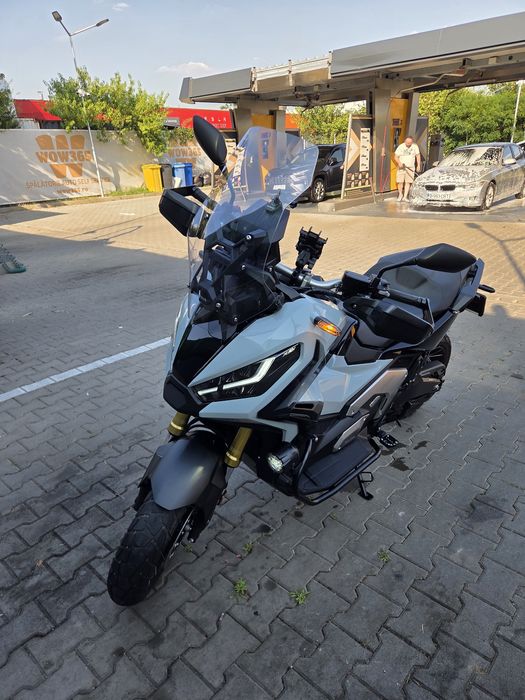 Honda X-Adv 750 cc