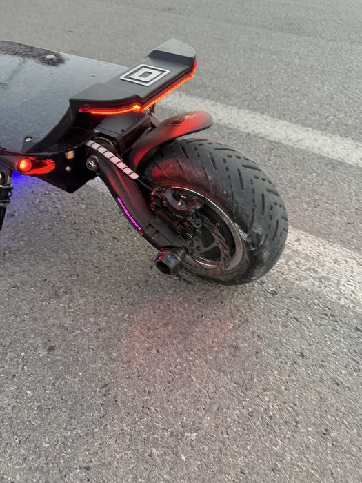 Продавам Dualtron Thunder 2