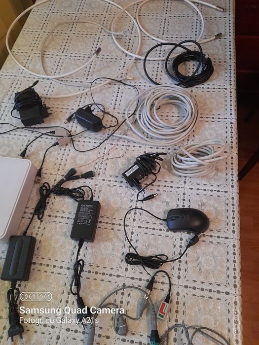 Vand 2 camere  video de apartament - cu infraroșu-  Noi