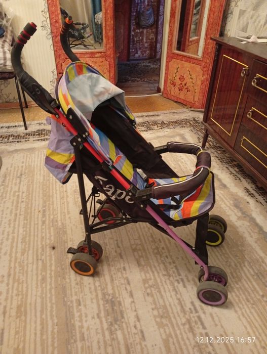 Продам летнию коляску