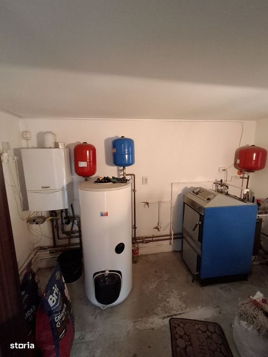 Casă Rustica într-o zonă superbă "Dambul Morii"