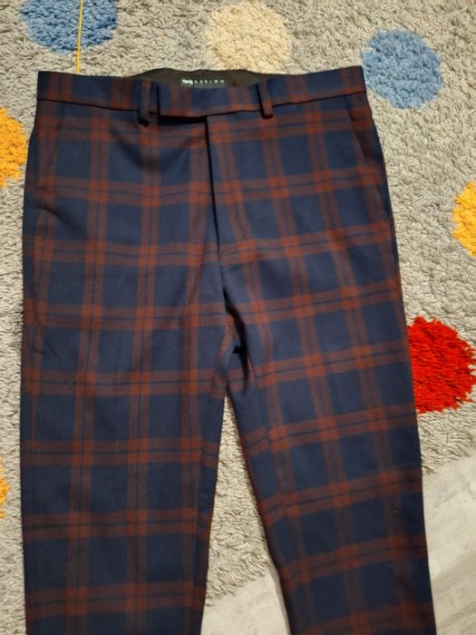 Pantaloni bărbătești eleganți/ocazie skinny fit noi