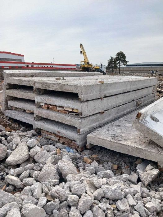 Barcha turdagi beton plita va beton mahsulotlari sotiladi