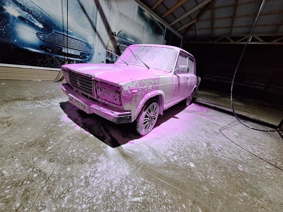 Vaz 2107 srochno sotiladi .dakumenti 100% toʻliq.