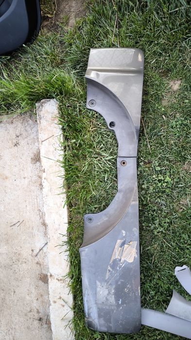 Toyota RAV4 2011 г. Кожен салон , задна лява врата и пета врата