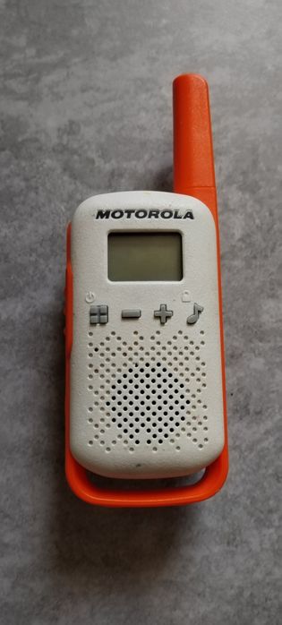 Продам рацию Motorola Talkabout T42 Triple