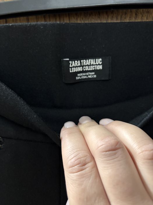 Colanti dama,Zara,marimea L dar se potriveste mai degraba unui M
