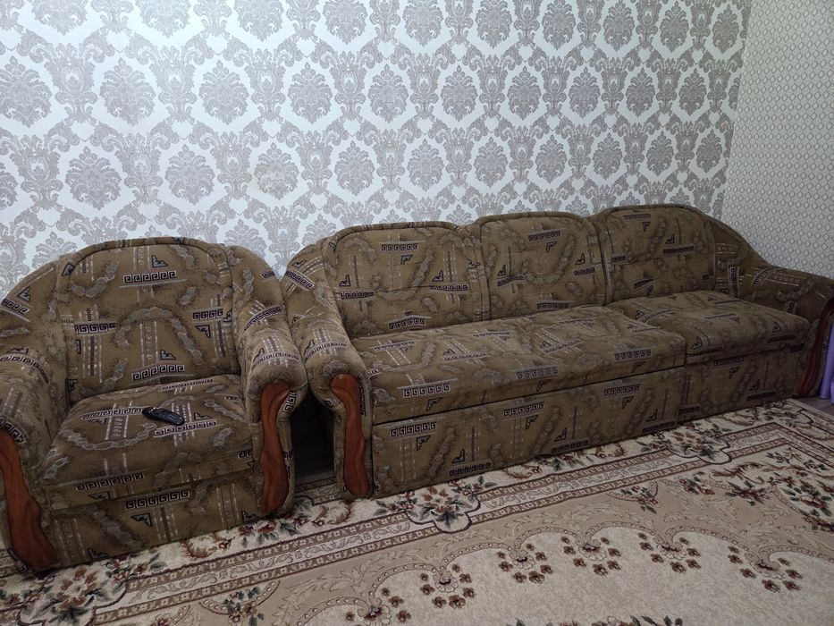 Продам диван в хорошем состоянии