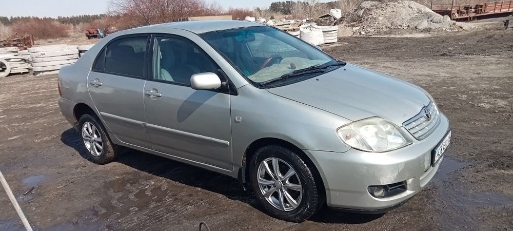 Продам тоуота королла 2005