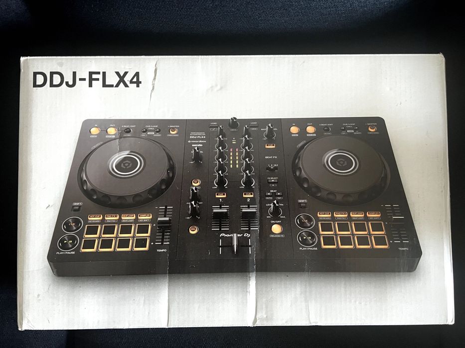 Mixer DJ DDJ-FLX4 cu 2 canale