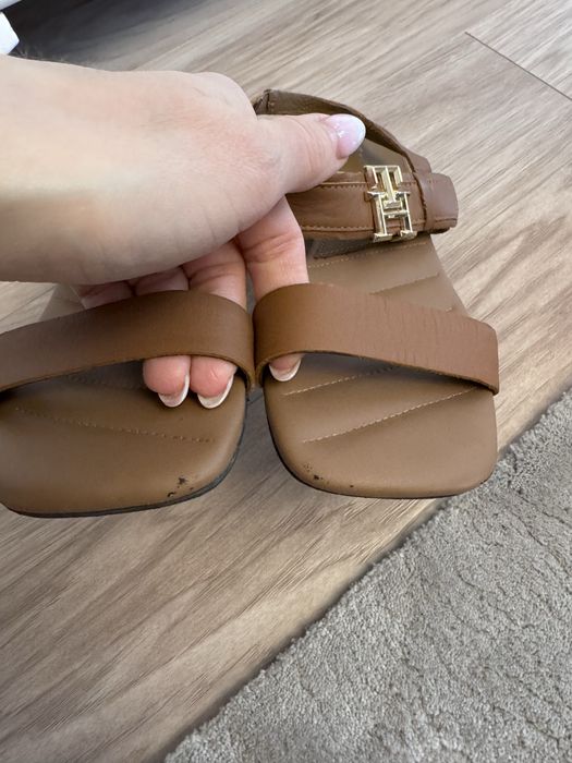 Sandale Tommy Hilfiger marimea 37