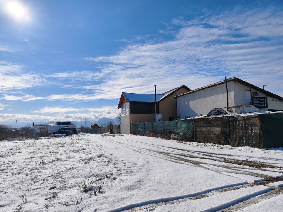 Vând Teren Intravilan perfecta pentru case 578 mp. în SÂNPETRU- BRAȘOV
