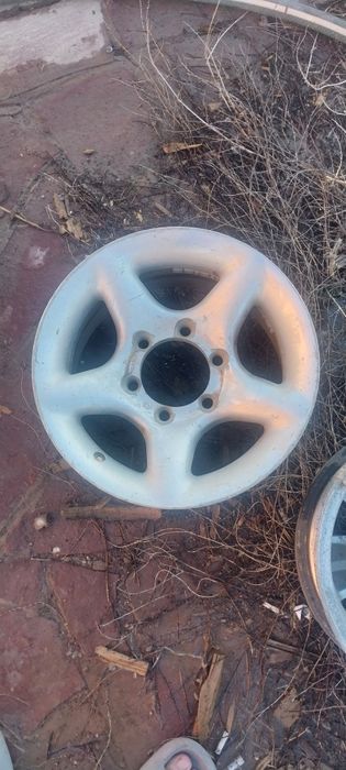 Диски r16 6x139..