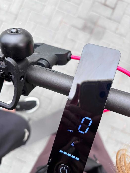 Xiaomi Mi Electric Scooter Pro 2 – stare foarte bună, aproape nouă, NU necesită RCA.