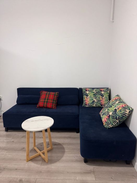 Inchiriez apartament cu 2 camere!